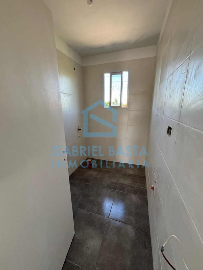 Departamento en Merlo sobre Av Calle Real DTO 2