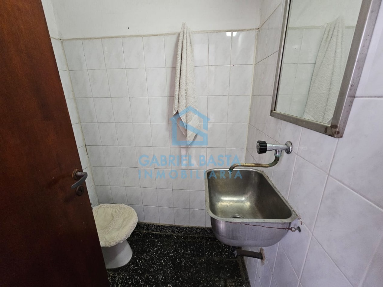 Importante casa en Merlo centro