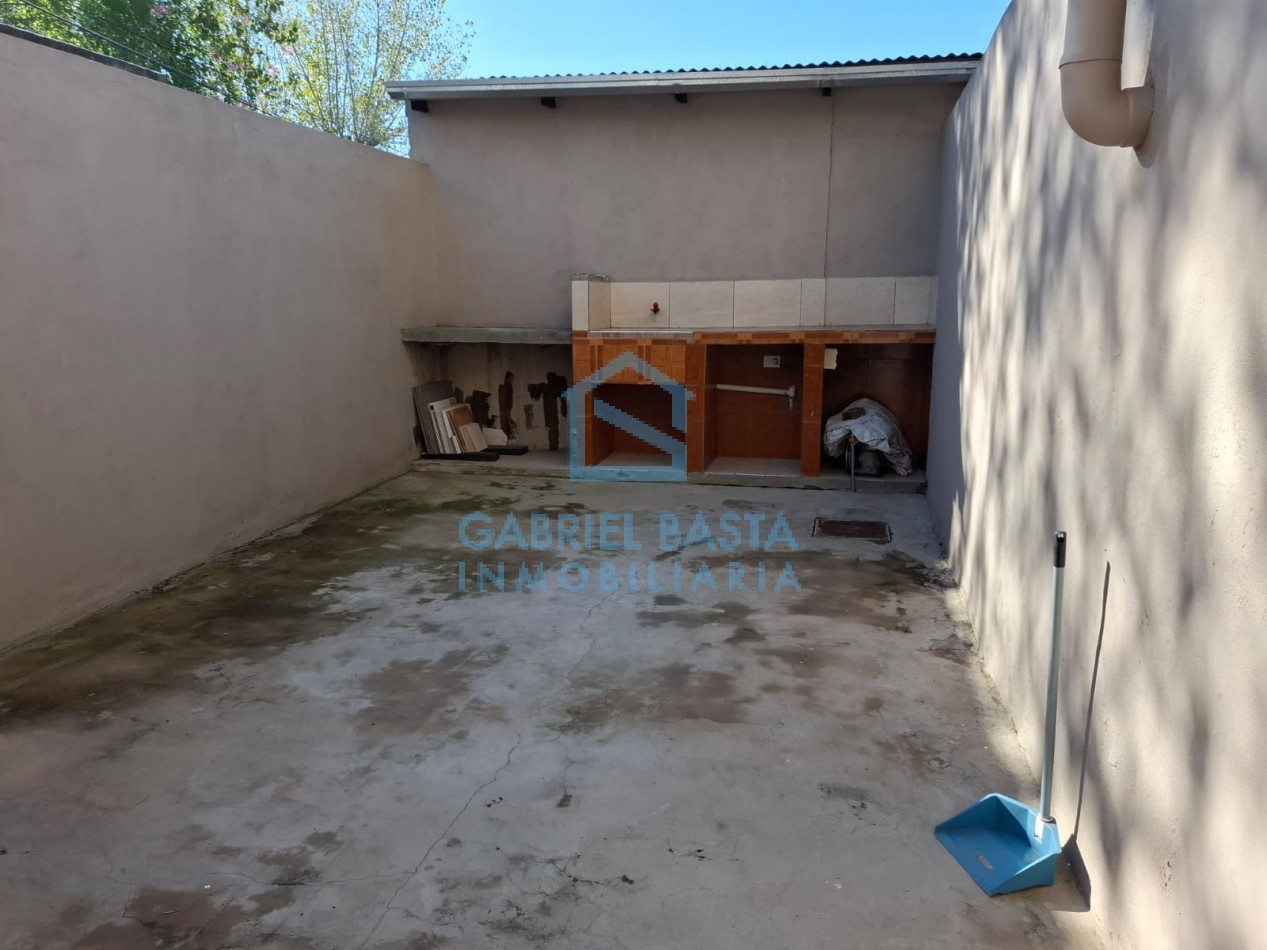 3 casas en bloque Merlo centro