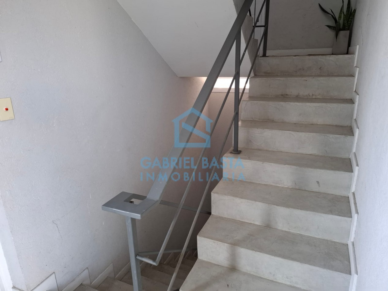 Departamento en edificio Merlo Centro