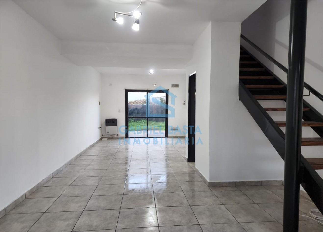 Duplex en barrio cerrado Umbrales