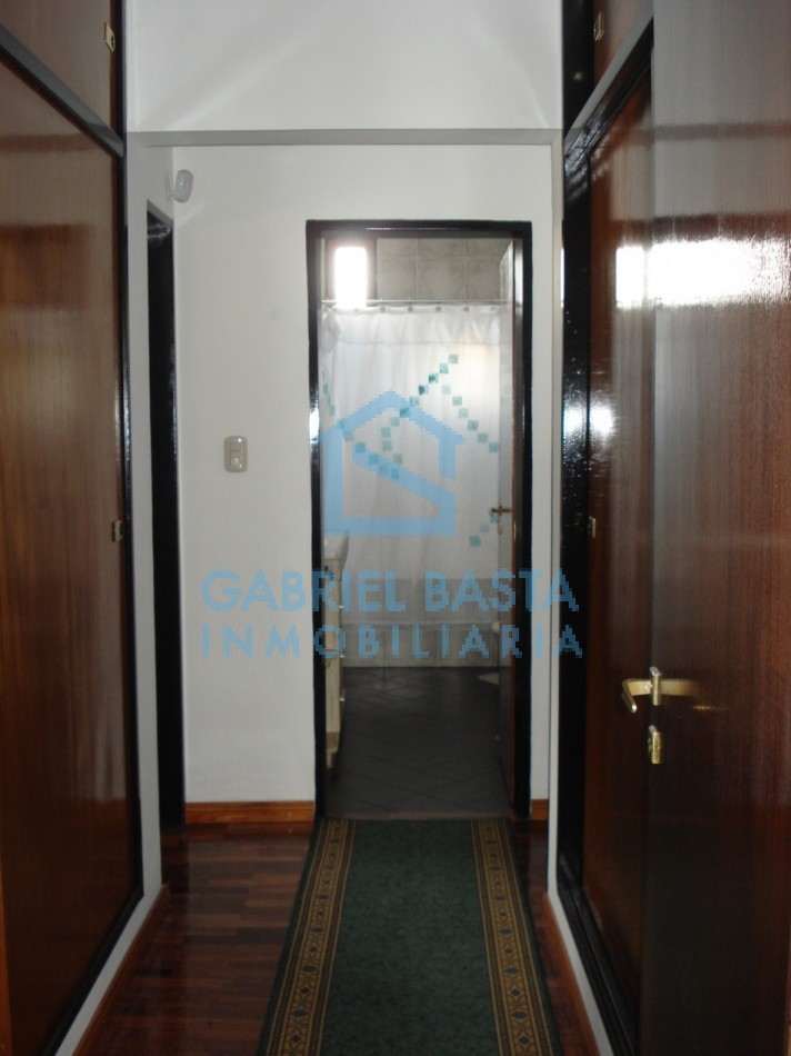 Casa con patio y pileta