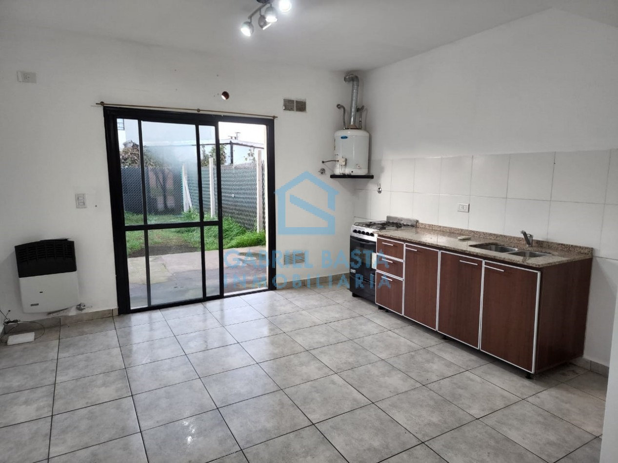Duplex en barrio cerrado Umbrales