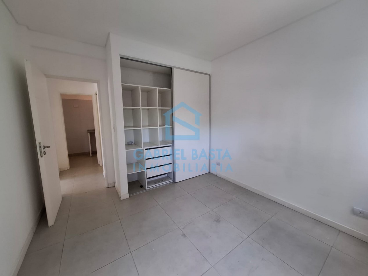 Departamento en edificio Merlo Centro