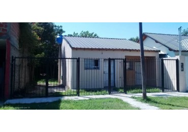 Departamento 3 ambientes Paso del Rey con patio